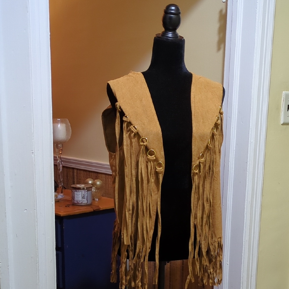 Spirit Tan Fringe Costume Vest with Gold Accents S/M Sz